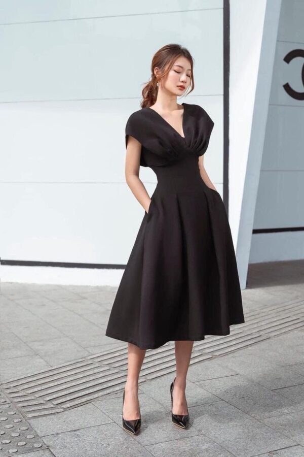 Elegant Black A-Line Midi Dress